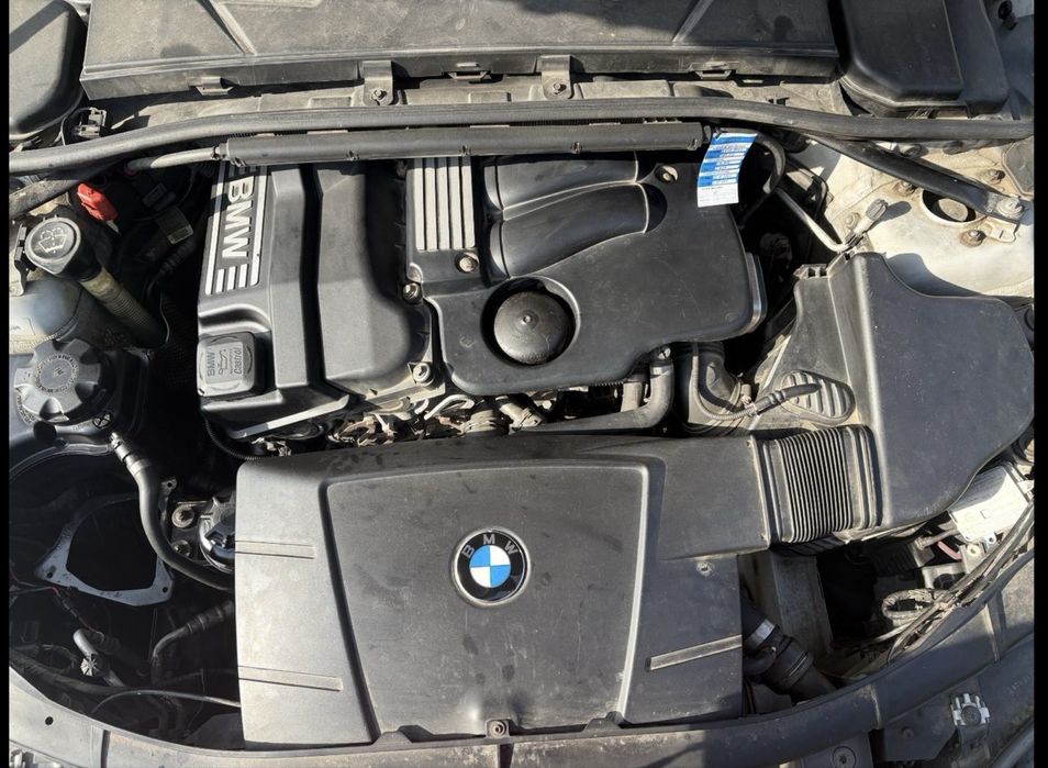 BMW 320i E90 Facelift