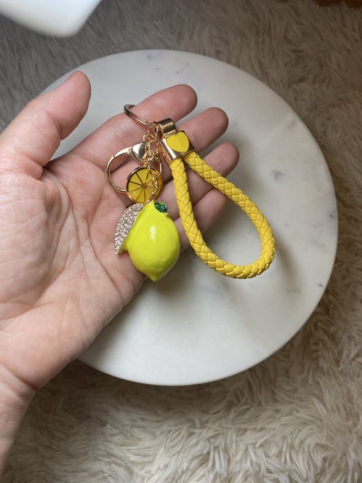 Bag charm cu lamaie- Accesoriu pentru geanta
