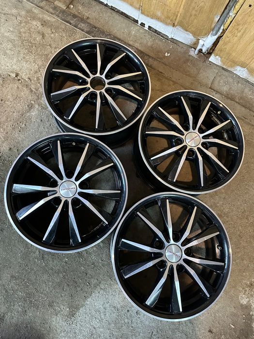 R16 PCD 5 *114,3 Комплект легкосплавных дисков