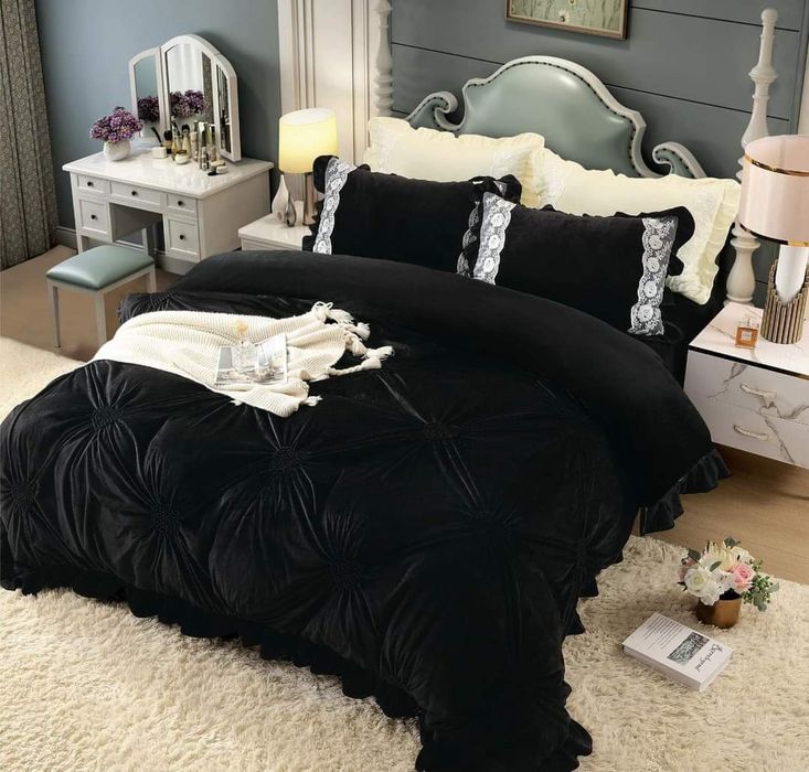 Lenjerii finet sau catifea[disponibil pe multe alte culori)