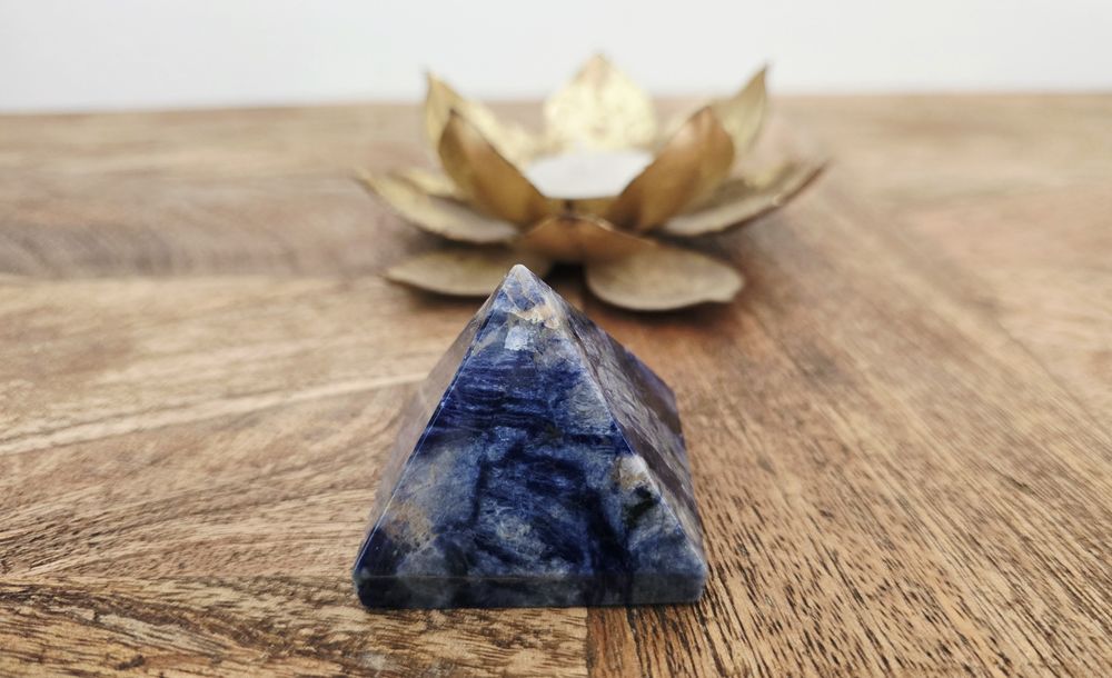 Piramina Sodalit 5cm NOUA