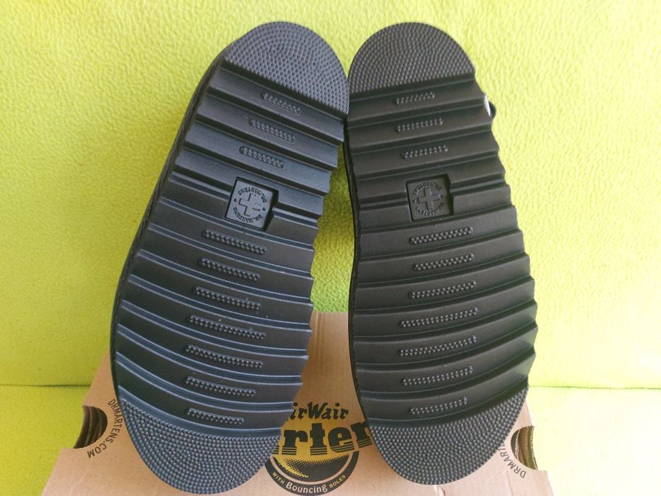 Dr.Martens-38н-Оригинални-НОВО