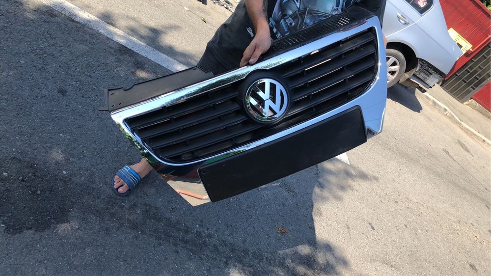 Dezmembrez volkswagen passat b6