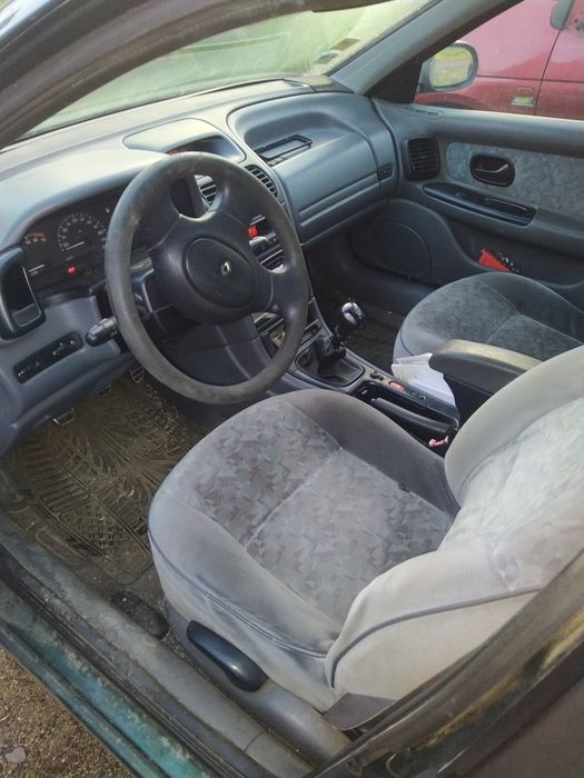 Renault laguna 2.0 113кс.