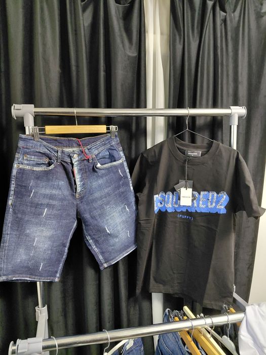 Compleu bărbați dsquared2!