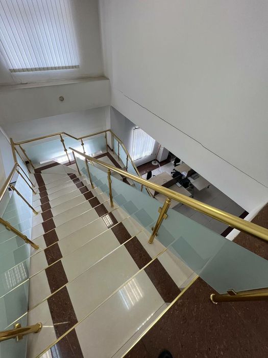 аренда офис 600кв.м 2 каватли бино, Нукус куча, метро Ташкент 350 метр