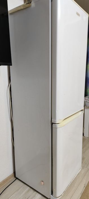 Продам холодильник!