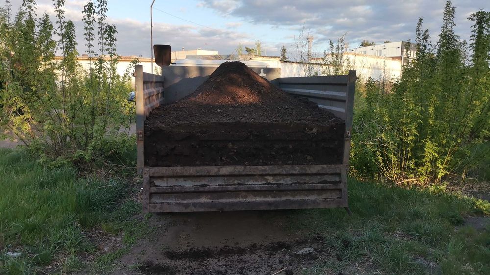 Продам перегной коровяк,конский, плодородку