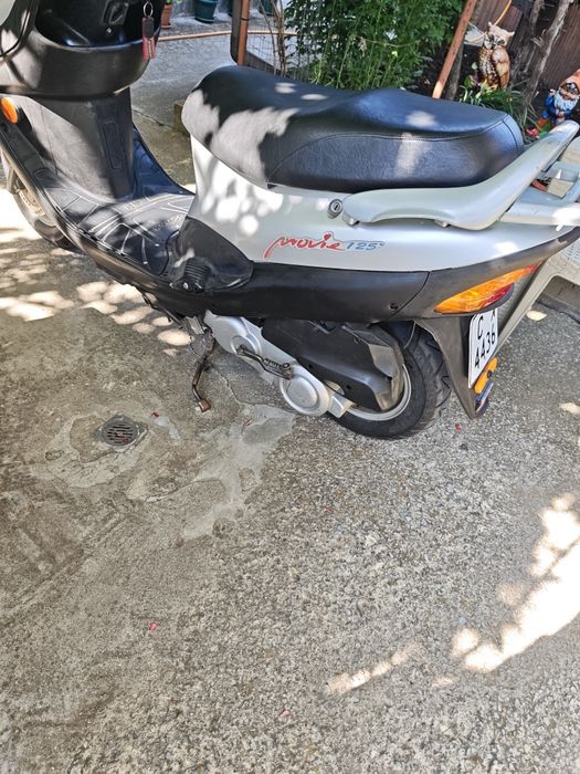 Продавам скутер Kymco movie 125