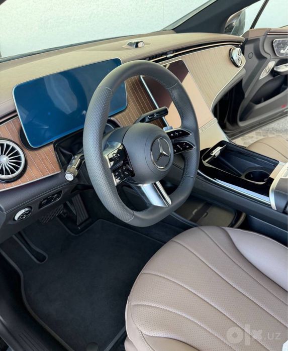 Mercedes-Benz EQE 500 4MATIC - 2025 yil
