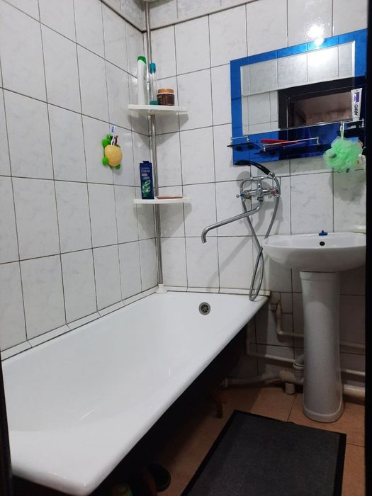 Сдаются 2 комнаты в 3-х комнатной