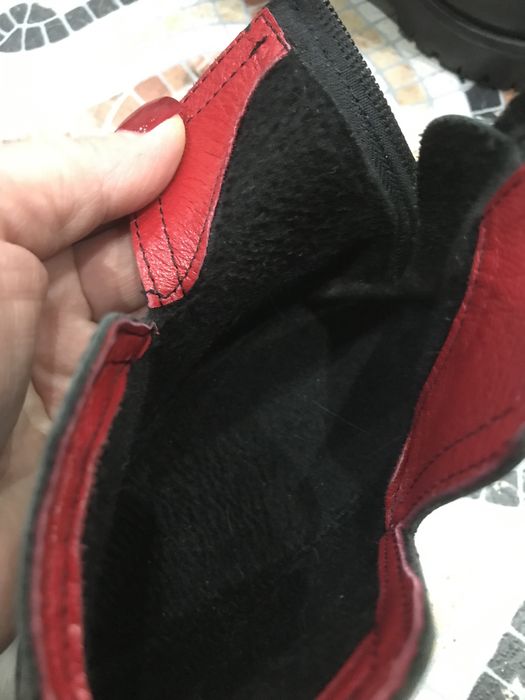 Продам ботинки женские.