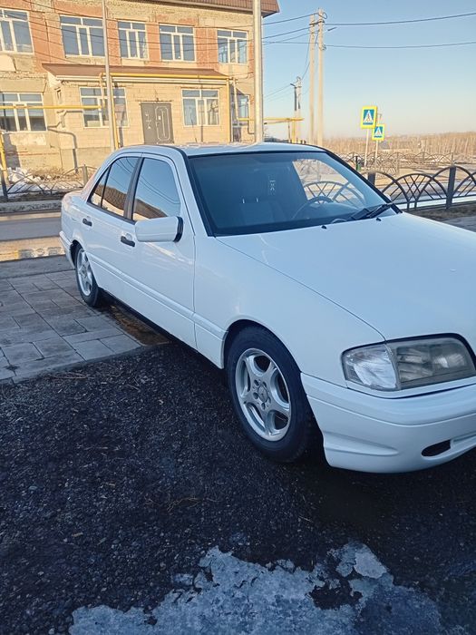 Продам Mercedes C180