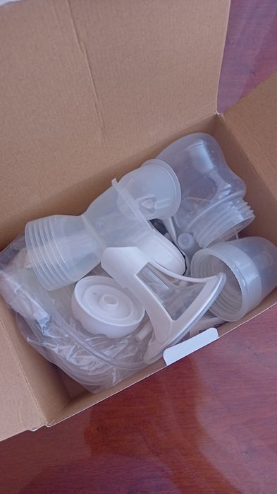 Pompa de sân și aspirator nazal