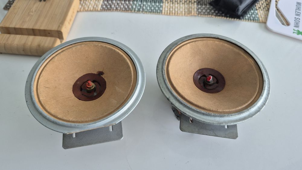 Difuzoare alnico medii  Tesla pn 632 04 phenolic!