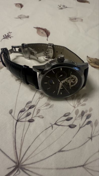 Автоматичен часовник