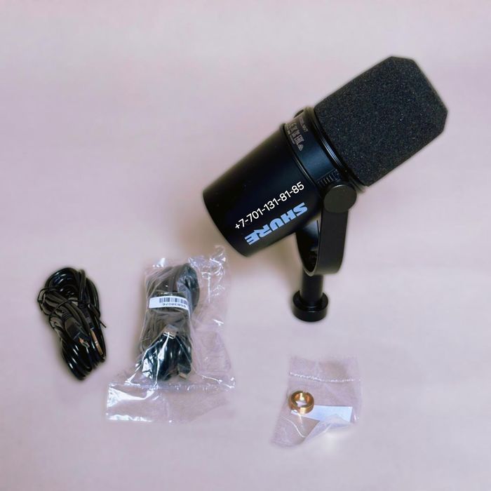 Студийный микрофон SHURE MV7