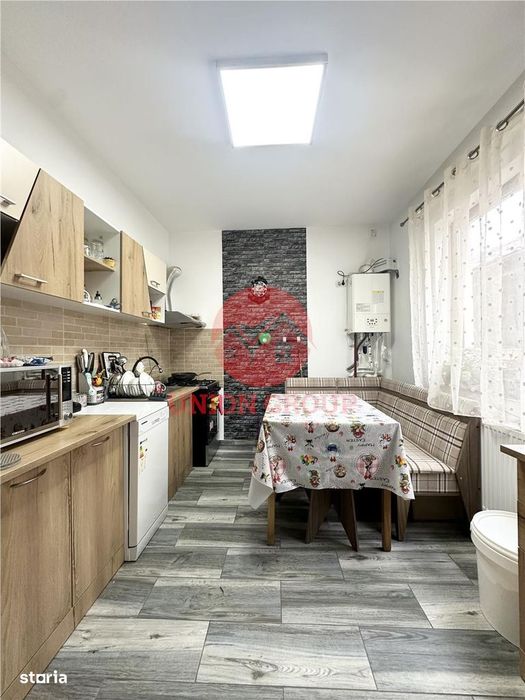 Liniste, Spatiu si Confort - Casa Mobilata si Utilata in Poiana