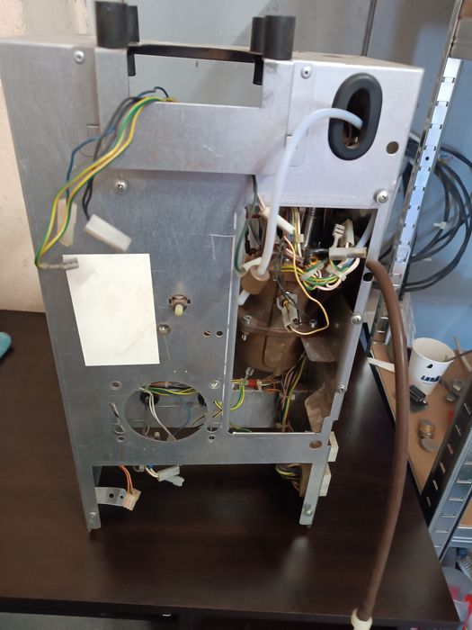 Зануси Спацио и Венеция на части