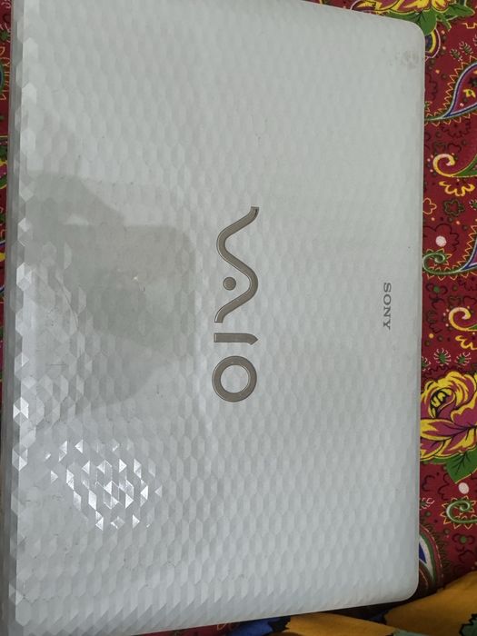 Ноутбук sony VAIO VPCEL3S1R