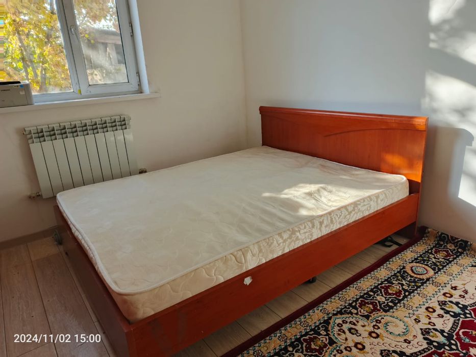 Срочно продам спальный мебель