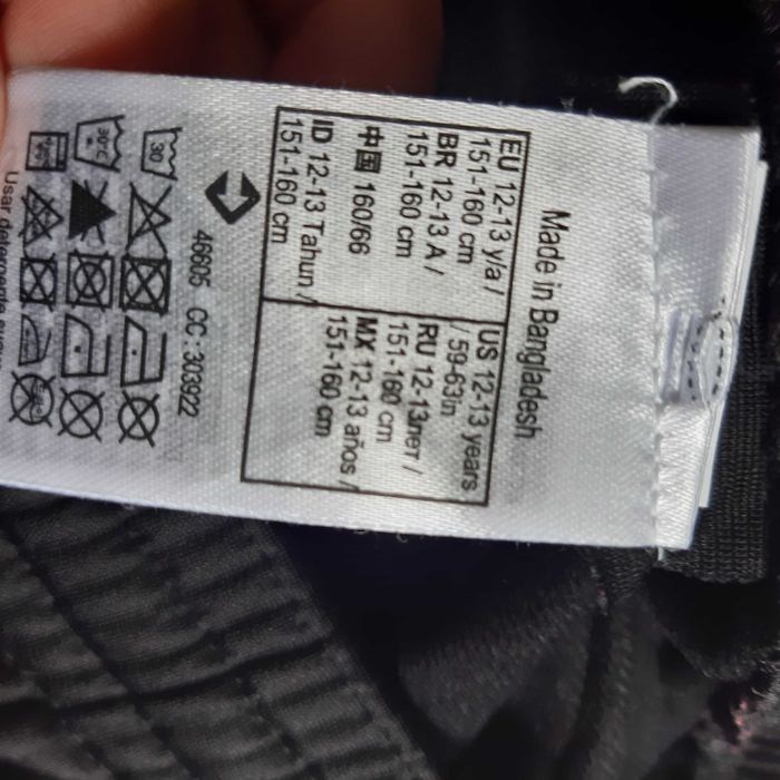 pantaloni lungi pentru sport