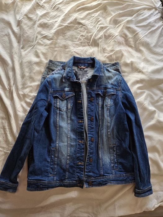 Lot 5 piese blugi damă M-L / 38-42: 2 Geci denim, Blugi, Fustă, Pantaloni scurți