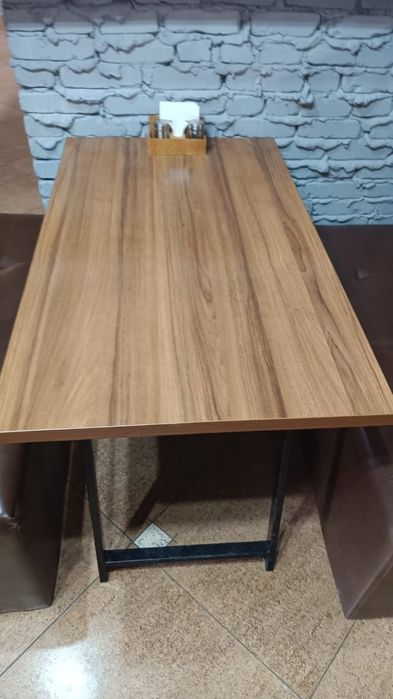 Продам мебель для кафе