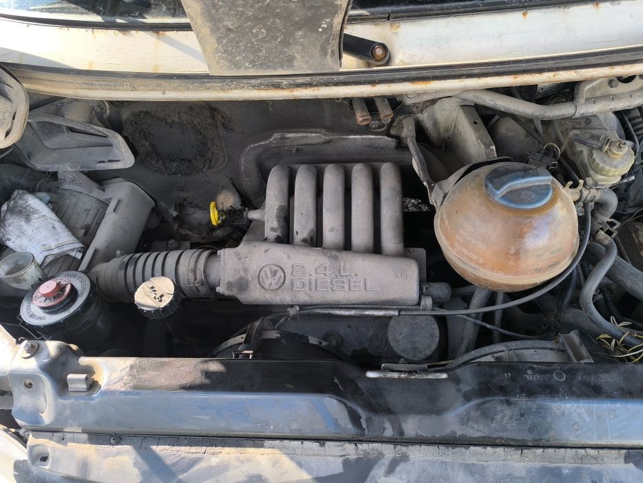 VW Caravelle T4 2.4 78к.с. НА ЧАСТИ