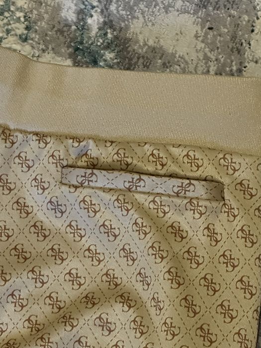Pantaloni Guess Noi