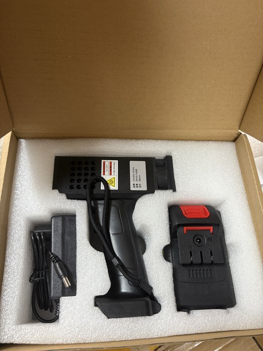 Ультрафиолетовый фонарь