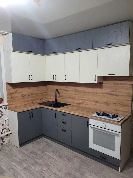 Кухонные гарнитуры.