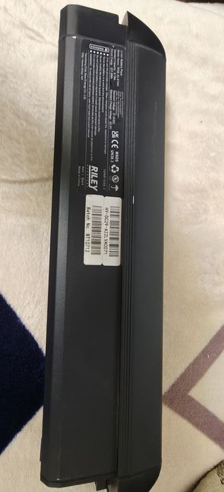 Acumulator detașabil pentru trotinetă RILEY cu încărcător  originale