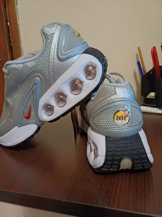 Обувки  Nike Dn or