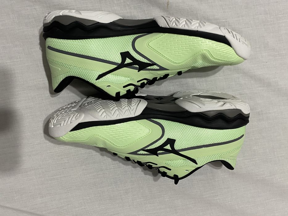 adidasi mizuno enerzy 41