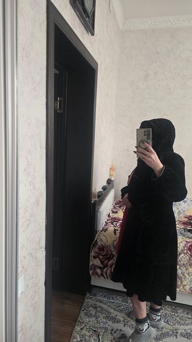 Продам шубу  мутон натуралка 44 - 46 размер