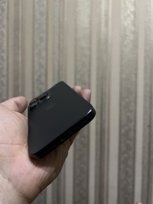 Iphone 15 pro 128 gb(E-Sim)