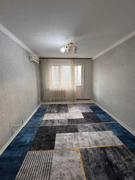 2 ком квартира на универмаге