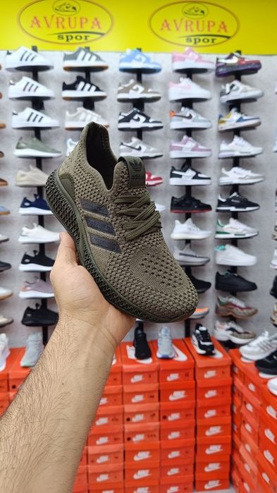 Incaltaminte adidas unisex