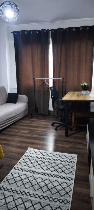 Închiriere garsonieră