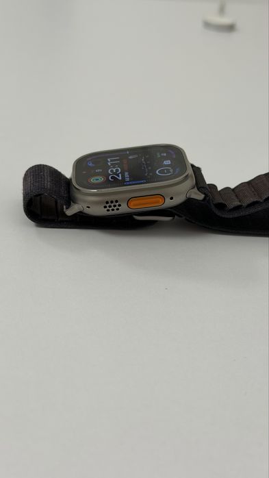 Apple watch ultra 2, incarcator original, 2 bratari, battery health  95%