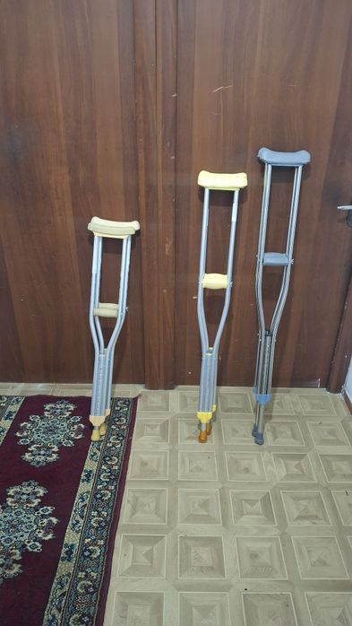 Костыли подмышечные металлические
