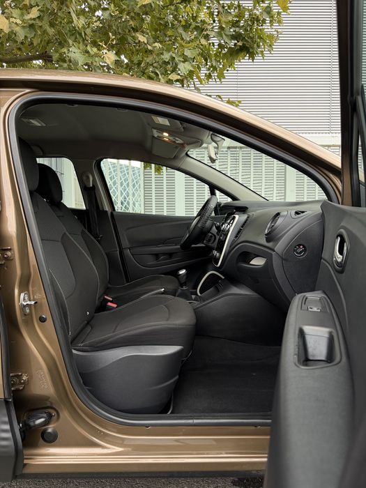 Renault Captur 2018 0.9 Tce 90CP  cu doar 75.000KM PRIMUL PROPRIETAR DE NOUA IMPECABILA
