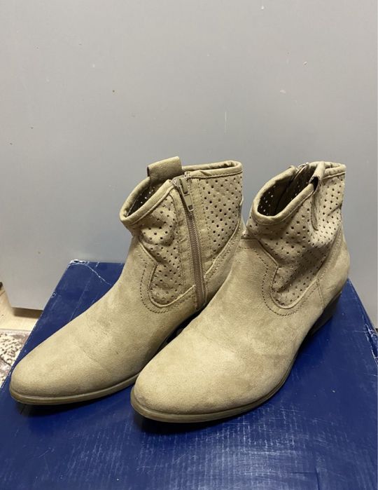 Дамси боти черно и бежаво развер 37