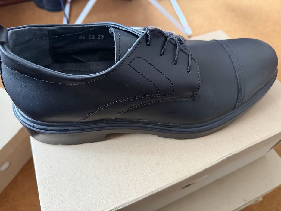 Кубинки и обувки 46-47 номер