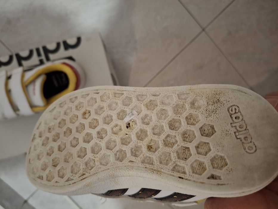 Маратонки adidas