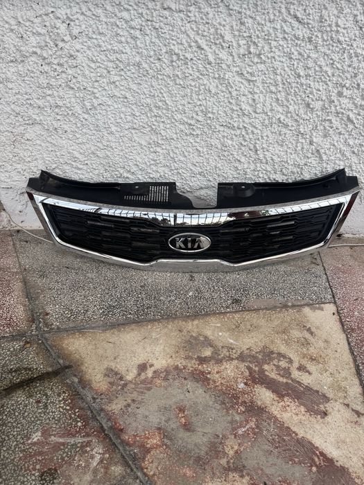 Оригинарна решетка Киа Сийд Kia Ceed