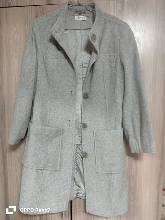 Продам пальто демизезонный