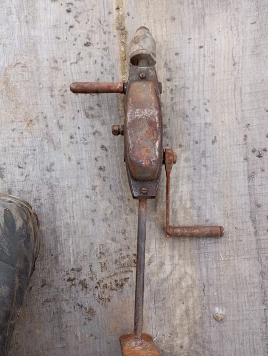 ручная дрель, дрель