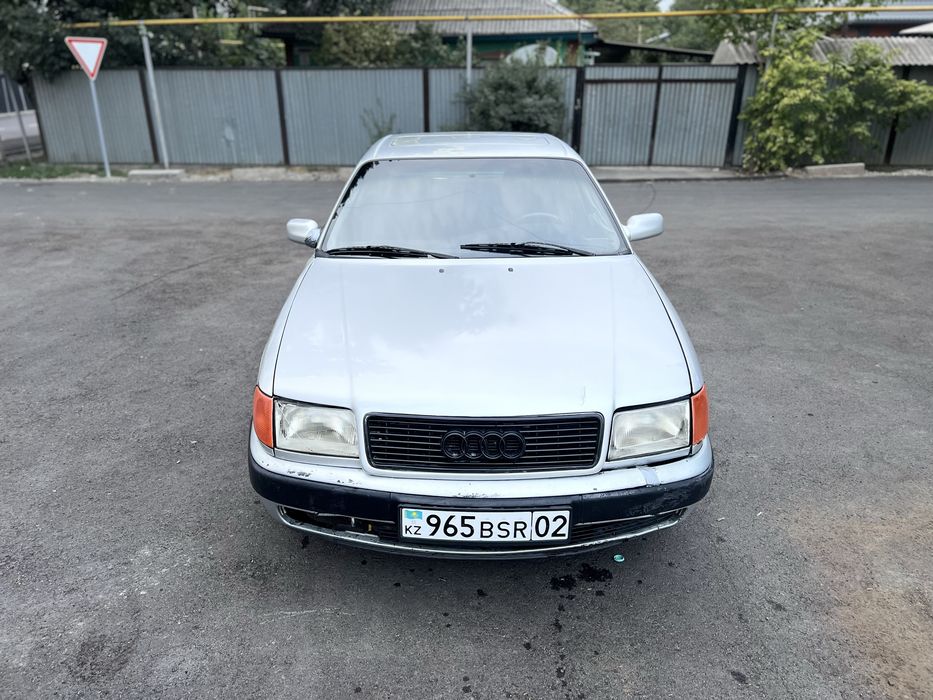 Ауди 100 2.3 куб